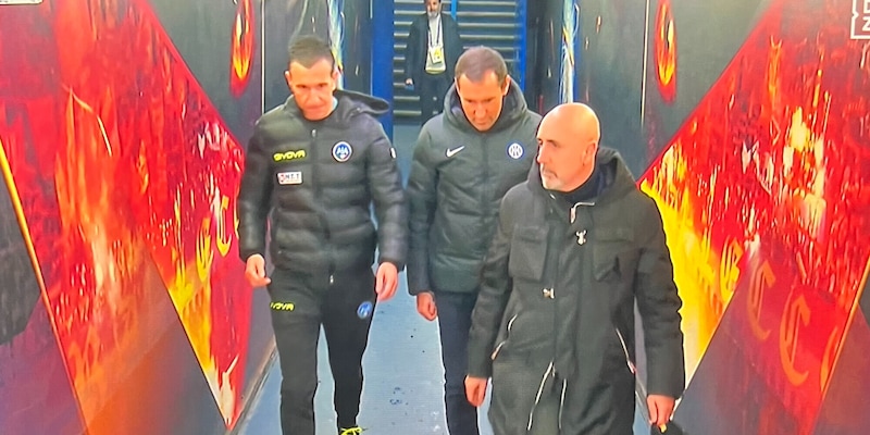 Lecce-Inter, infortunio per Doveri: cambio di arbitro nel secondo tempo