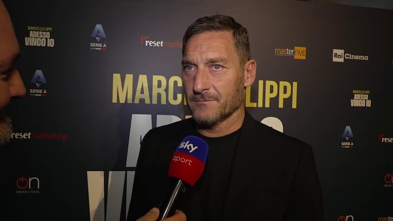 Totti promuove la Roma: "Dybala fenomeno, si vede la mano di De Rossi"