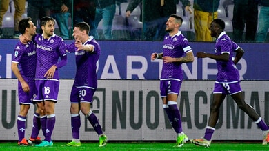 La Fiorentina ribalta la Lazio e la scavalca in classifica: decide Bonaventura