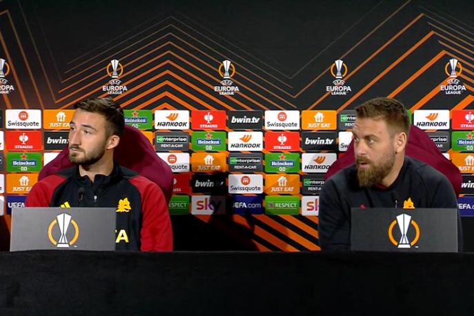 Video Roma-Feyenoord, De Rossi in conferenza: “Serve passare”
