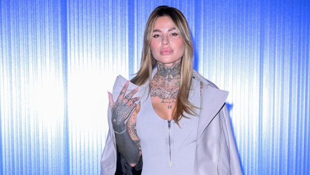 Zoe Cristofoli fa impazzire i fan: forme da urlo per lady Theo Hernandez