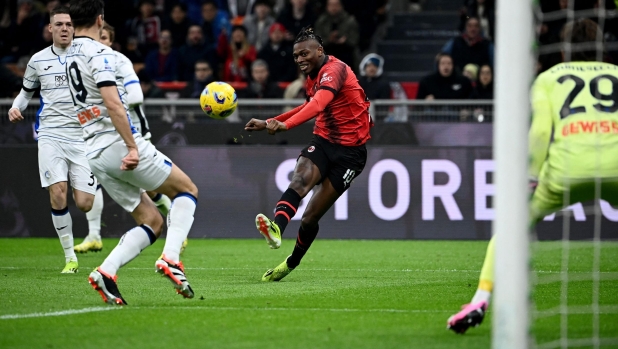 Milan-Atalanta, le pagelle: Leao, il gran gol vale 7,5. Carnesecchi da 7