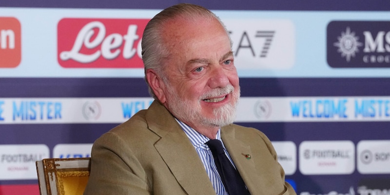 Napoli, se De Laurentiis taglia la voce del cuore