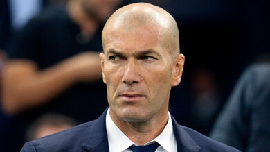 Zidane, l’ex compagno di squadra svela tutto: “Accetterebbe solo tre squadre”