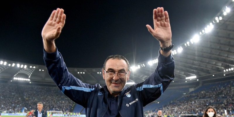 Dimissioni Sarri, tifosi della Lazio scatenati sui social: le reazioni