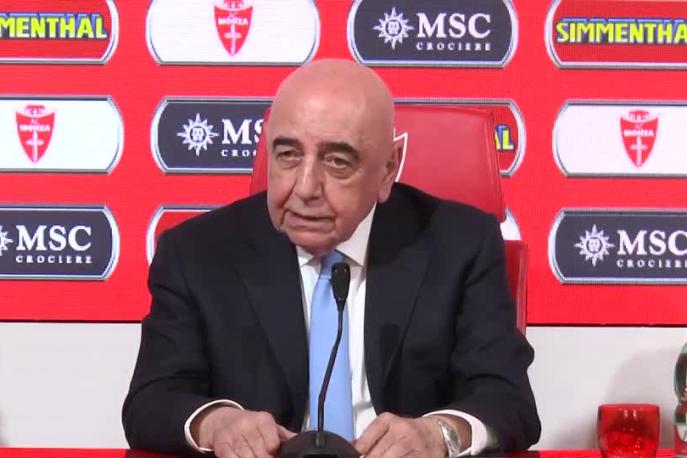 Galliani: “Mai parlato con nessuno per Di Gregorio”