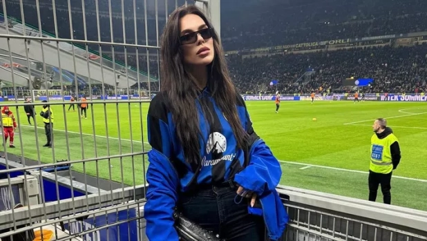 Inter, Thuram invita l’ex moglie di Matthaus a San Siro. Lei lo ringrazia e i social si scatenano