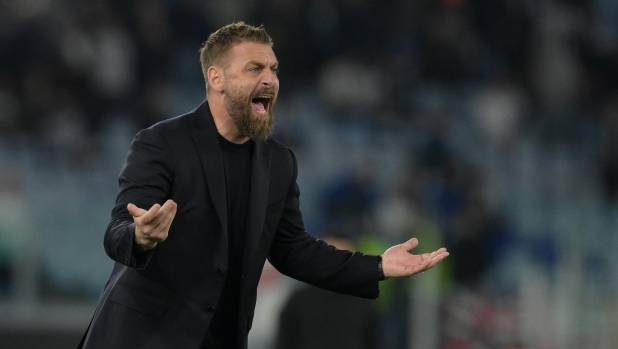 Roma, De Rossi traccia la rotta: “Gara da gestire, vorrei essere 2-0 per noi a fine primo tempo”