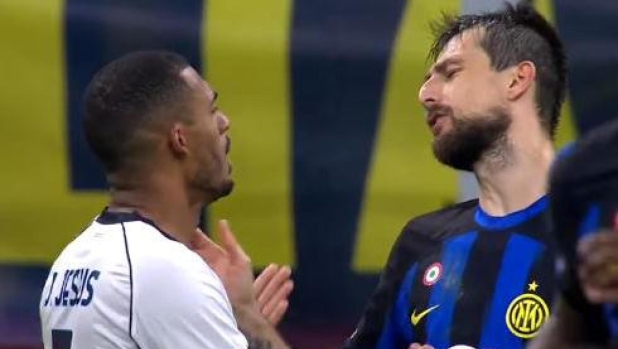 Lo sfogo di Zoro: “Juan Jesus uomo vero, Acerbi ha deciso di non dire la verità”