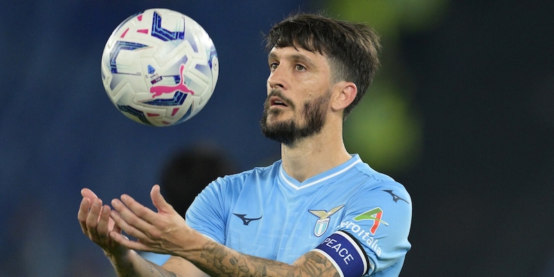 Luis Alberto conferma l’addio alla Lazio: il saluto con dedica ai tifosi