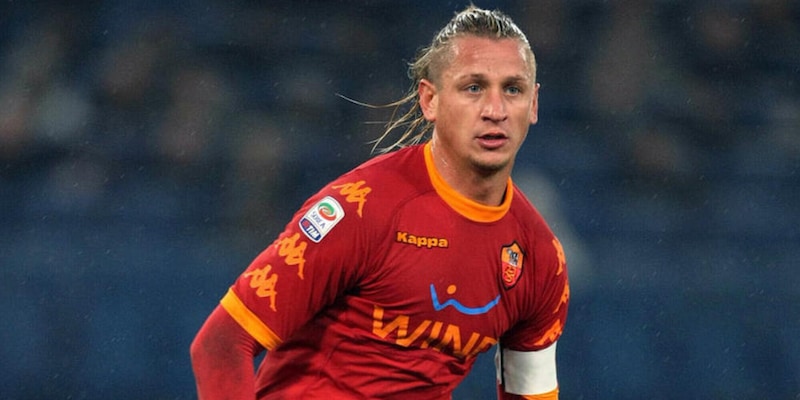 Roma-Lazio, Mexes: “Il derby condiziona la stagione”. Su De Rossi…