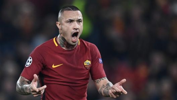 Nainggolan, è sempre derby: “Guendouzi è una pippa e io mi mettevo in tasca Milinkovic…”