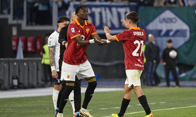 Roma, Abraham is back: di nuovo in campo nel derby 307 giorni dopo l’infortunio