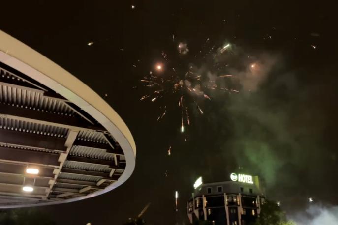 Scudetto Inter, parte la festa: fuochi d’artificio all’esterno di San Siro