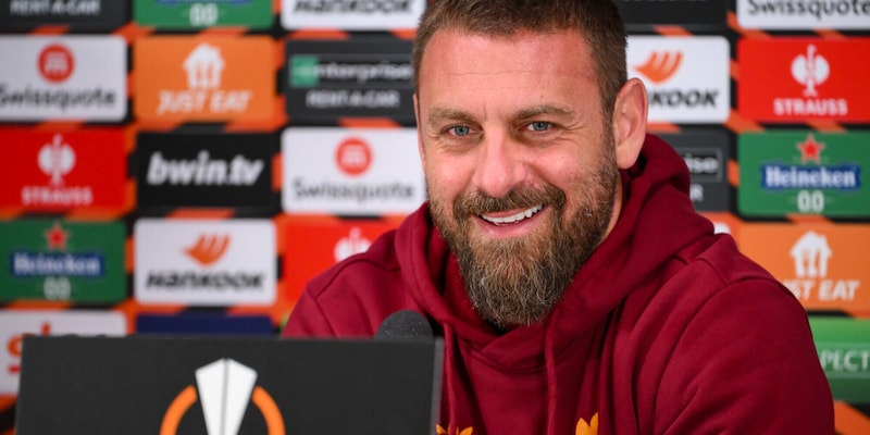 De Rossi diretta prima di Bayer-Roma: segui la conferenza stampa LIVE