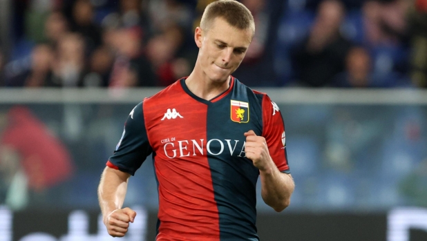 LIVE Genoa-Sassuolo 0-1: Pinamonti a segno su rigore (dopo controllo Var)