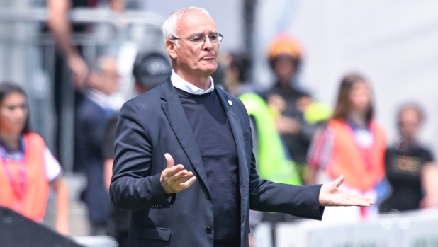 Ranieri lascia il Cagliari, non allenerà più i club: “Era il momento giusto”