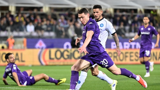 Fiorentina-Napoli, le pagelle: Arthur ok in regia, 6,5, Kvara dà l’anima, 7