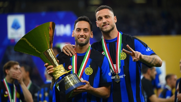 Calhanoglu: “Sono credente e la vittoria dello scudetto contro il Milan è stato un regalo di Dio”