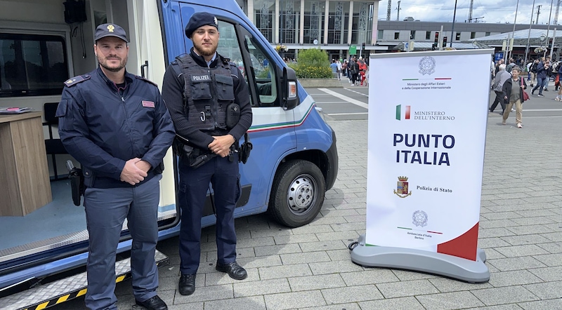 La Polizia di Stato agli Europei 2024 in Germania con l'Ufficio mobile