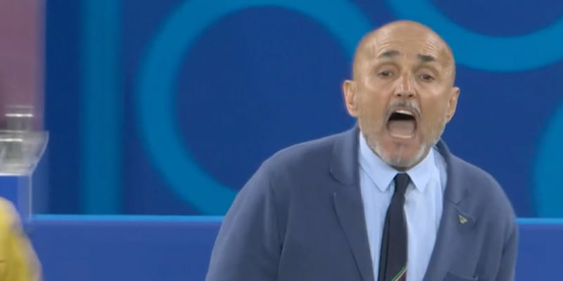 Furia Spalletti durante Spagna-Italia: le frasi urlate dalla panchina ai giocatori
