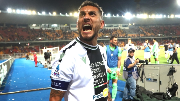 Udinese, Pereyra verso l’addio: il ritorno in Argentina è sempre più probabile
