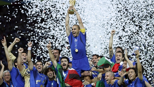 "Il Mondiale 2006: i rigori di Matrix, le scarpe di Totti e il ping pong con Buffon"