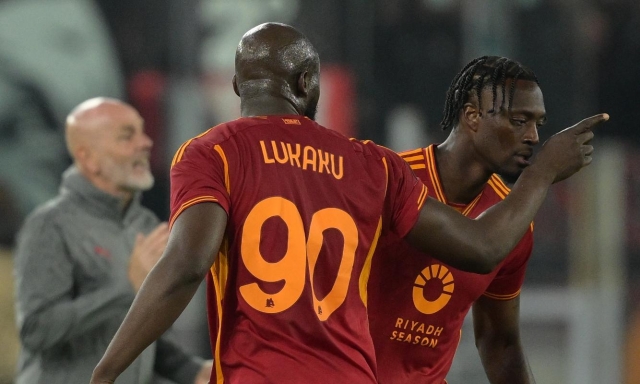 Lukaku-Abraham, il Milan punta al doppio 9 per "dimenticare" Zirkzee