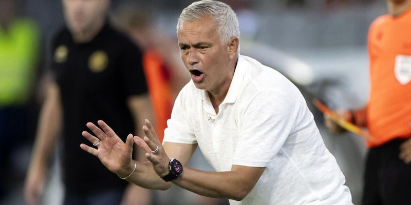 Mourinho bacchetta l’allenatore del Lugano: “Sembra me da giovane…”