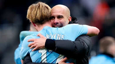 De Bruyne-Al Ittihad, Guardiola chiude la porta e lo blinda: “Non se ne andrà”