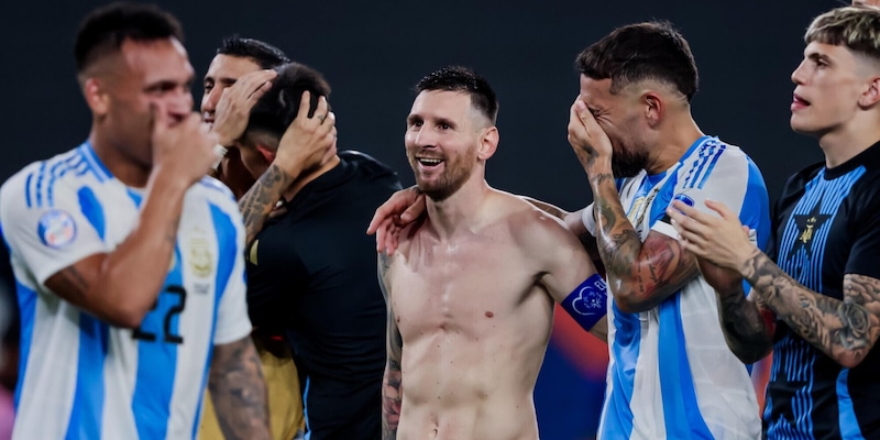 Messi: “Non penso al futuro. Di Maria? Ha già deciso”