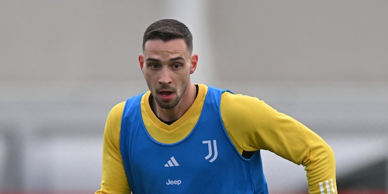 Juve, De Sciglio si sfoga sui social dopo la non convocazione