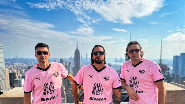 Palermo, è corsa alla nuova maglia: a New York il lancio dell'Home Kit 2024-25