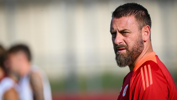 Roma, De Rossi: "Dybala falso nueve ci sta, Abraham è forte, ci puntiamo"