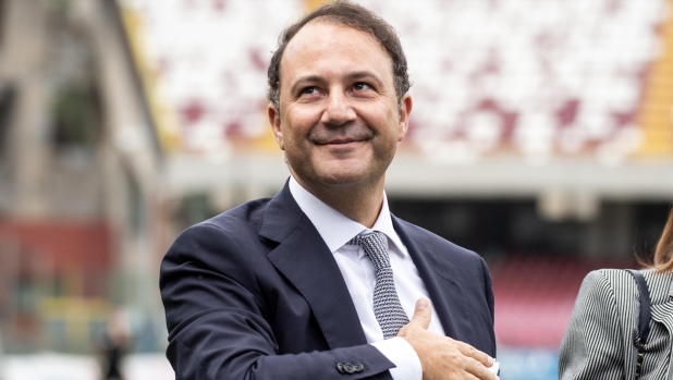 Salernitana, Iervolino si dimette: Busso è il nuovo presidente