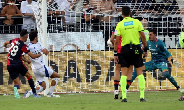 Piccoli illude il Cagliari, Cutrone firma il primo punto del Como