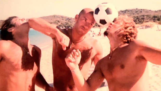 "Ascolto i messaggi di Gianluca e piango". La famiglia Anghelè, tra Samp e Juve nel nome di Vialli