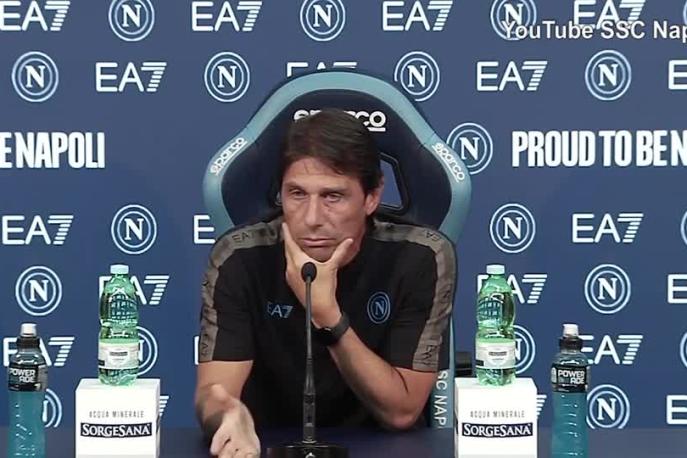 Conte su Lukaku: "E' come un giocatore di football americano. Con lui sono più tranquillo"