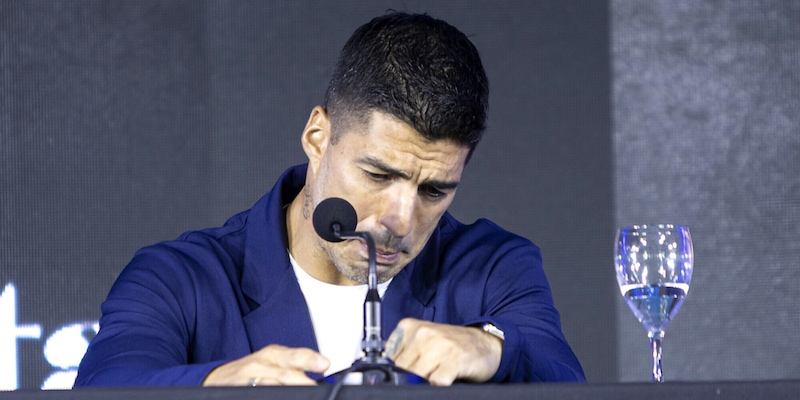 Uruguay, Suarez in lacrime annuncia il ritiro dalla nazionale