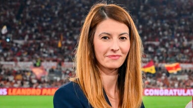 Lina Souloukou si dimette: Roma nel caos dopo l’esonero di De Rossi