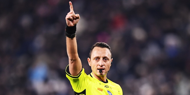 Designazione arbitri Serie A: Abisso per Roma-Genoa, Manganiello a Napoli