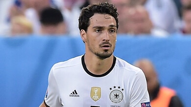 Hummels si avvicina alla Roma: altro colpo a zero dopo Hermoso