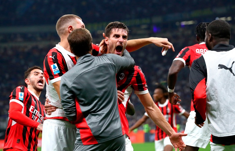 Gabbia, urlo Milan! Inter in ginocchio, il derby è rossonero all'ultimo respiro