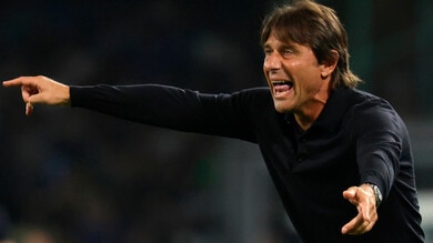 Conte: “Stiamo ricostruendo il Napoli, una partita a settimana aiuta”