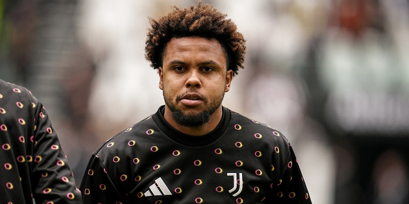 Infortunio McKennie, sospiro di sollievo: non c’è lesione, salta la Lazio