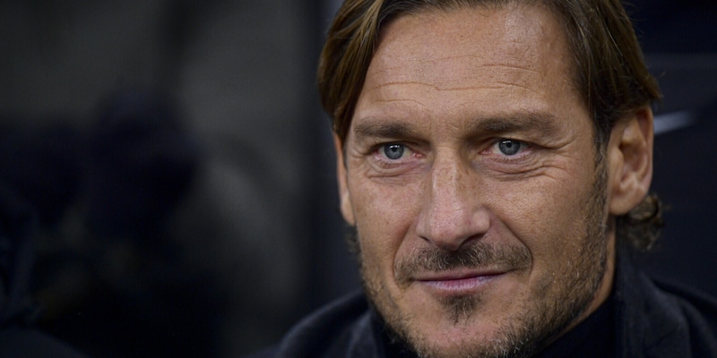 Totti torna in campo, un affare da 100 milioni: “Ci sono due club ideali”