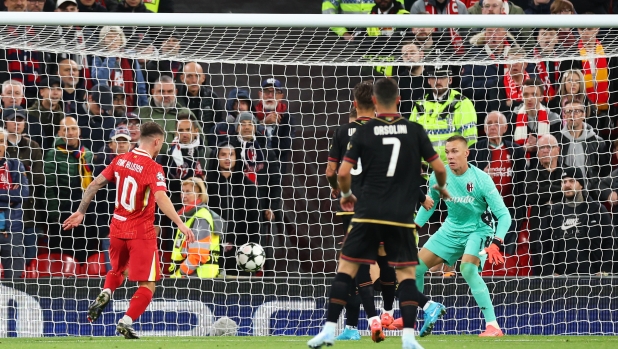 LIVE Al 45' Liverpool-Bologna 1-0: per ora decide il gol di Mac Allister, bene gli emiliani