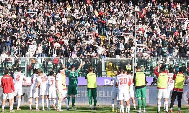 Il Padova batte il Vicenza davanti a 7mila spettatori e resta 1°. Vola il Catania