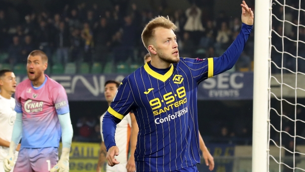 Tengstedt: "Assist o gol, è uguale. Con il Verona il feeling nasce da lontano"