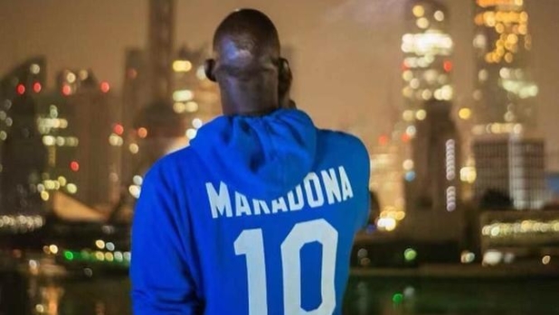 Kevin Garnett omaggia Napoli e Maradona: virale la foto social dell'ex campione Nba